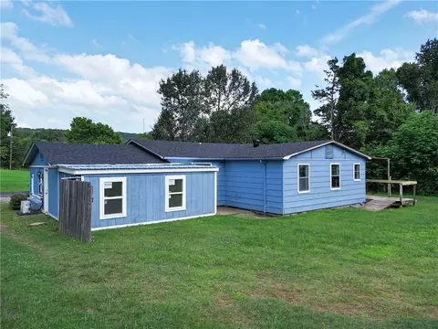 Exterior - 1209 3rd St, Ozark, AR 72949 photo 4 of 5