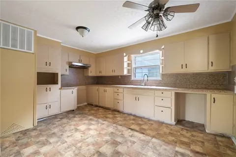Kitchen - 1209 3rd St, Ozark, AR 72949 photo 1 of 1