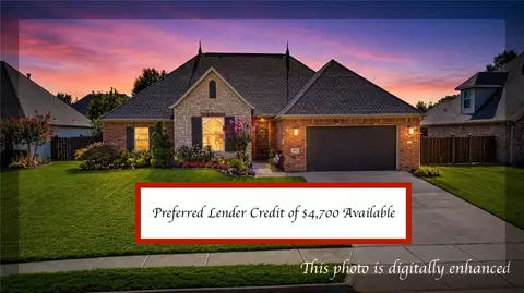 6505 S 36th St, Rogers, AR 72758
