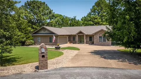 5 Barra Ln, Bella Vista, AR 72715