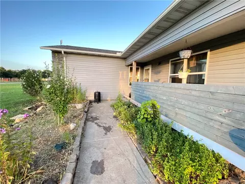 Exterior - 261 W Old Carpenter Ln, Harrison, AR 72601 photo 10 of 14