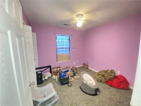 Bedroom - 261 W Old Carpenter Ln, Harrison, AR 72601 photo 4 of 9