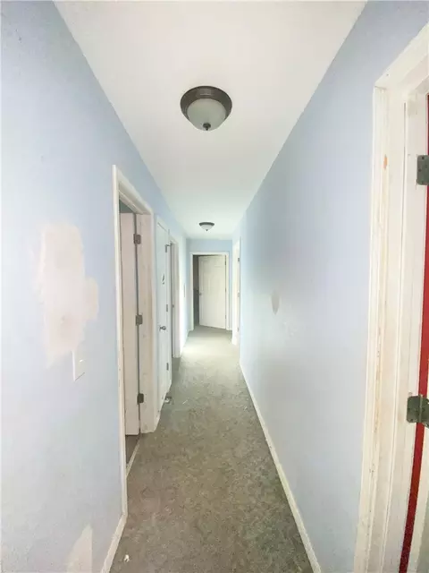 Entry Way - 261 W Old Carpenter Ln, Harrison, AR 72601 photo 2 of 2