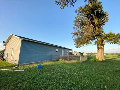 Exterior - 261 W Old Carpenter Ln, Harrison, AR 72601 photo 6 of 14