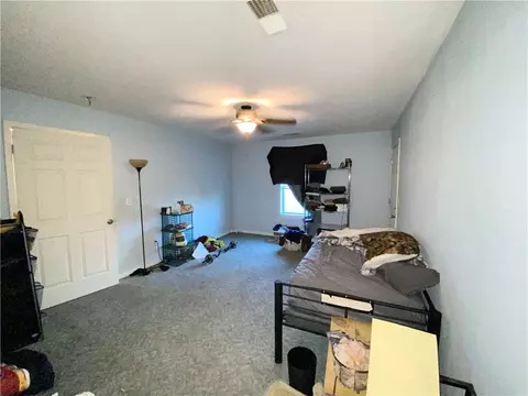 Bedroom - 261 W Old Carpenter Ln, Harrison, AR 72601 photo 8 of 9