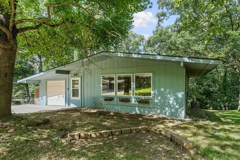 16 Evesham Ln, Bella Vista, AR 72714