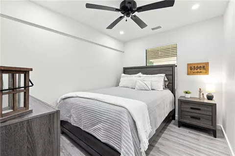 Bedroom - 10003 Jims Trl, Rogers, AR 72756 photo 1 of 2