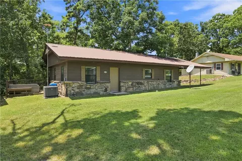 Exterior - 10003 Jims Trl, Rogers, AR 72756 photo 3 of 4