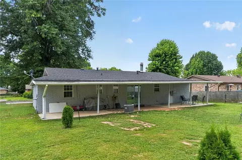 Exterior - 1103 White Rd, Springdale, AR 72762 photo 4 of 5