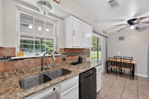 Kitchen - 1103 White Rd, Springdale, AR 72762 photo 3 of 3