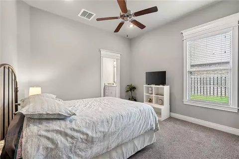 Bedroom - 1401 Amore Ln, Centerton, AR 72719 photo 3 of 6