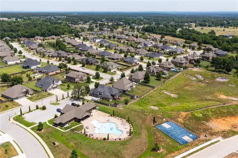 View/Area - 1401 Amore Ln, Centerton, AR 72719 photo 2 of 5