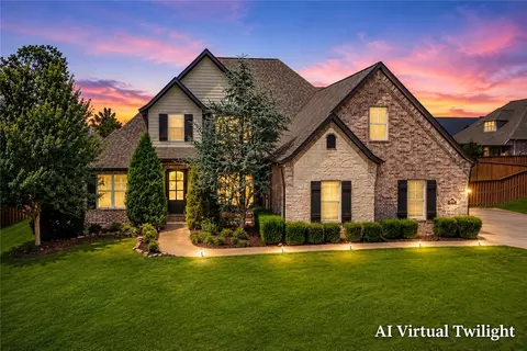 1507 Hermanus St, Bentonville, AR 72712
