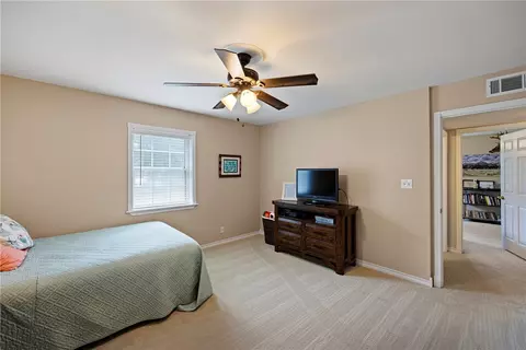 Bedroom - 125 Kelly Ln, Dover, AR 72837 photo 2 of 8