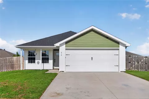 916 Crow St, Siloam Springs, AR 72761