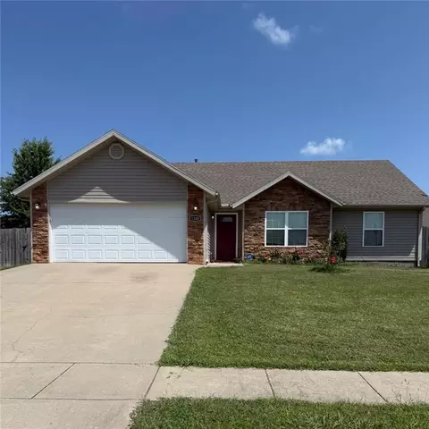 1280 General Parson Dr, Prairie Grove, AR 72753