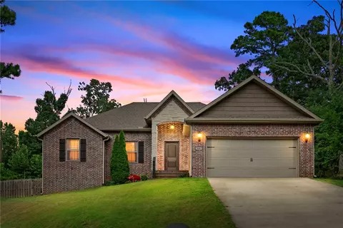 10 Wendron Ln, Bella Vista, AR 72714
