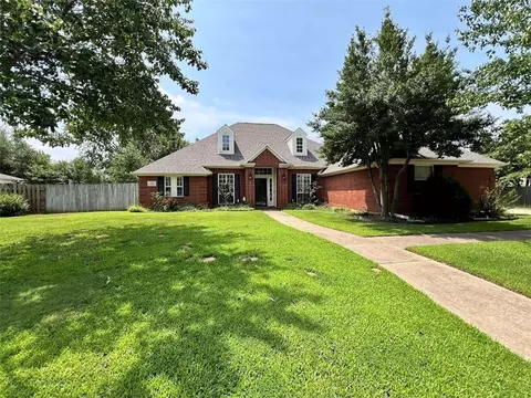 5408 W Redbud St, Rogers, AR 72758