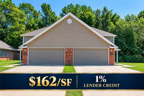 1662 1664 Evening Shade Dr, Fayetteville, AR 72703