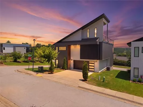 277 Paddock Loop, Fayetteville, AR 72701
