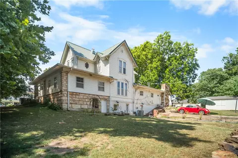 Exterior - 600 W River St, Ozark, AR 72949 photo 5 of 5
