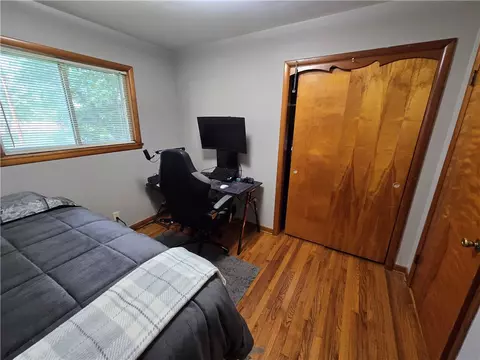 Bedroom - 403 Winchester St, Flippin, AR 72634 photo 3 of 4