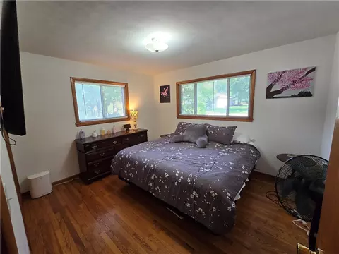 Bedroom - 403 Winchester St, Flippin, AR 72634 photo 2 of 4