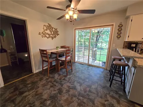 Dining - 403 Winchester St, Flippin, AR 72634 photo 1 of 1