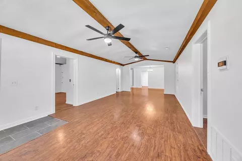 Living - 147 Maple Ave, West Fork, AR 72774 photo 4 of 7