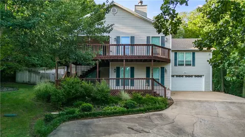 21 Castleford Dr, Bella Vista, AR 72714