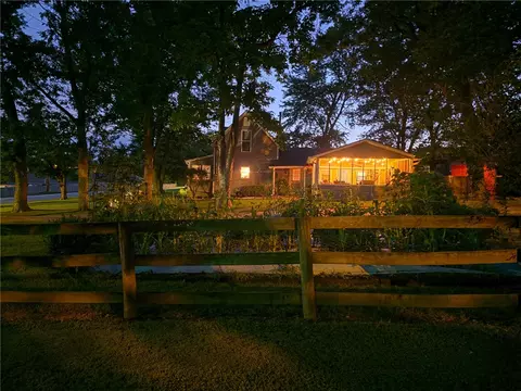Exterior - 1380 E Main St, Gentry, AR 72734 photo 17 of 21