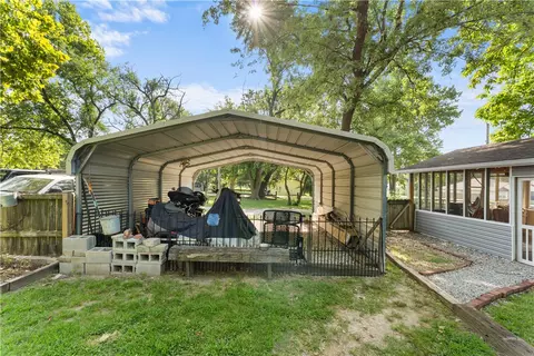Exterior - 1380 E Main St, Gentry, AR 72734 photo 11 of 21