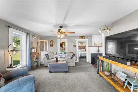 Living - 1380 E Main St, Gentry, AR 72734 photo 2 of 2