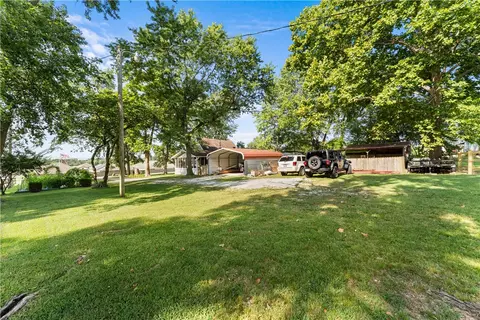 Exterior - 1380 E Main St, Gentry, AR 72734 photo 7 of 21