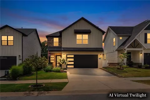 2404 SW Poppy St, Bentonville, AR 72713