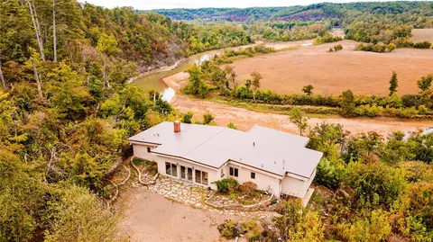 11375 High Sky Inn Rd, Hindsville, AR 72738
