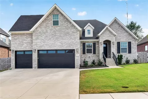 1105 SW Alleghany Ave, Bentonville, AR 72713