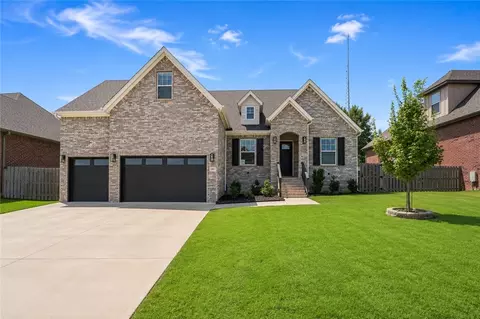 1105 SW Alleghany Ave, Bentonville, AR 72713