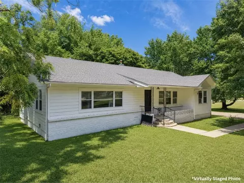 1781 Old Wire Rd, Fayetteville, AR 72703