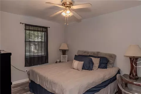 Bedroom - 3702 Shields Dr, Harrison, AR 72601 photo 5 of 6