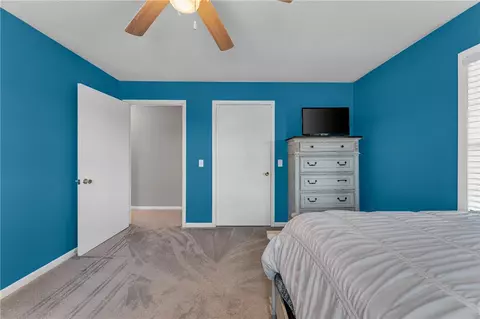 Bedroom - 4923 Wire Rd, Ozark, AR 72949 photo 8 of 8