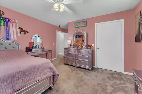 Bedroom - 4923 Wire Rd, Ozark, AR 72949 photo 6 of 8