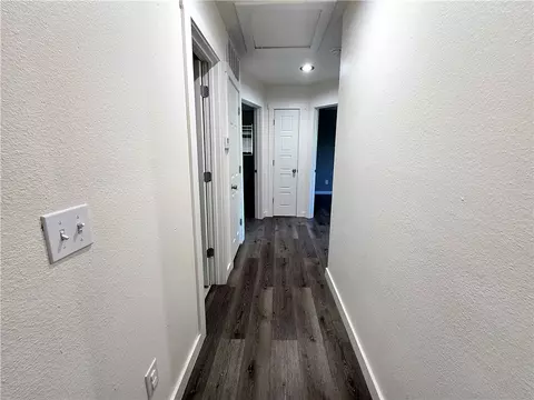 Entry Way - 618 Beverly Dr, Harrison, AR 72601 photo 1 of 1