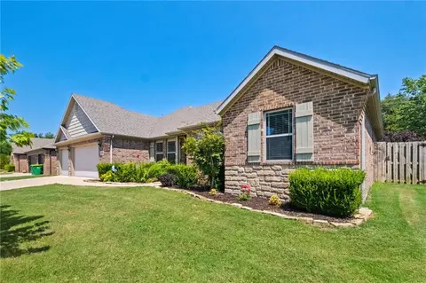 Exterior - 1730 Amber Way, Centerton, AR 72719 photo 3 of 7