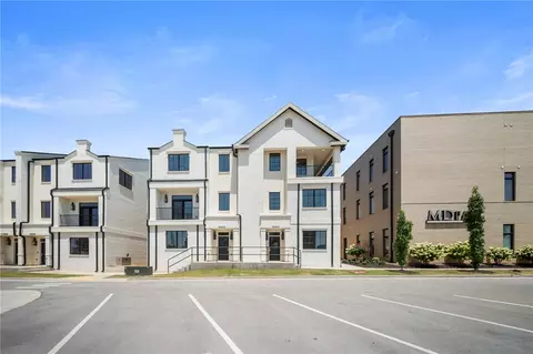 5189 Pauline Whitaker Pkwy, Rogers, AR 72758