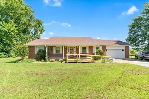 102 Jenkins Rd, Prairie Grove, AR 72753