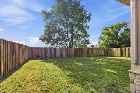 Exterior - 1607 Park St, Lowell, AR 72745 photo 3 of 5