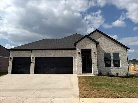 4770 W Allium St, Fayetteville, AR 72704