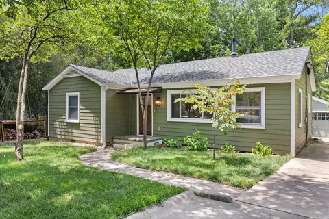 843 N Olive Ave, Fayetteville, AR 72701