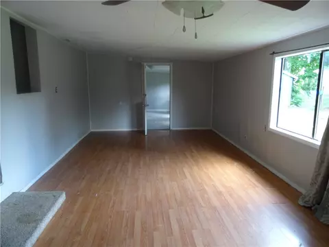 Living - 1202 Davis Ave, Springdale, AR 72764 photo 4 of 6